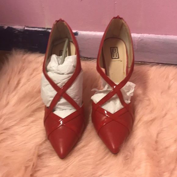 Shoes - Picture 1 of 3